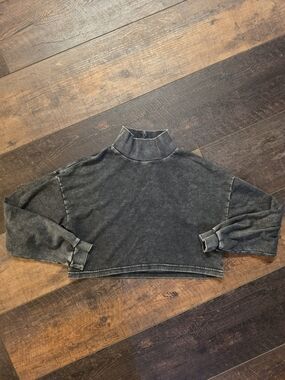 Garage Washed Black Cropped Mock Neck Sweater Small